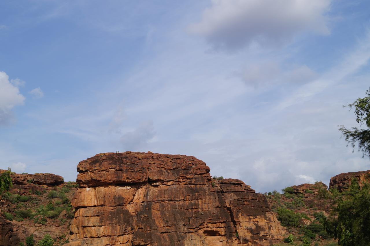 Hotel Badami Court ภายนอก รูปภาพ